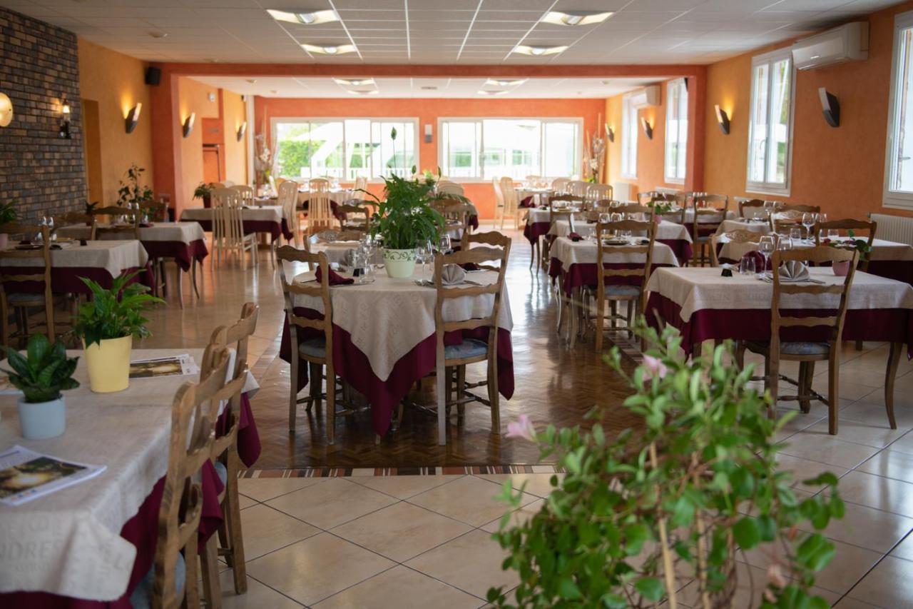 Logis Hotel Restaurant L'Escapade 3* Le Pechereau